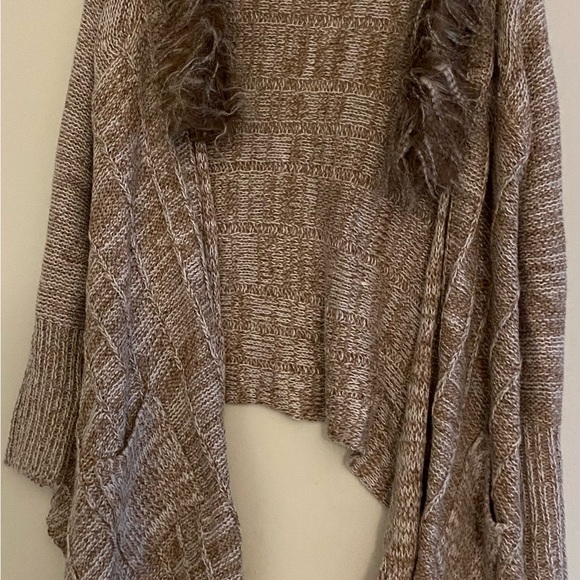 Vintage asymmetrical sweater - Picture 3 of 9